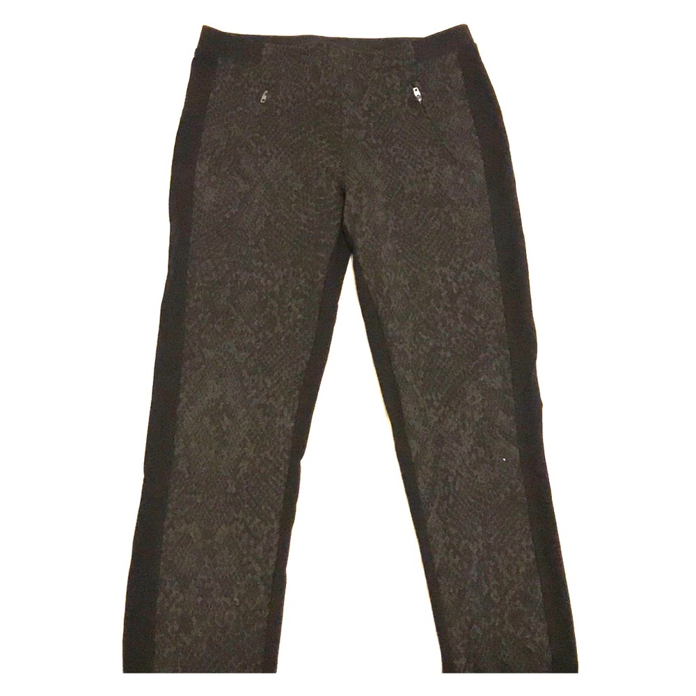 Seven brand leggings with snake skin pattern